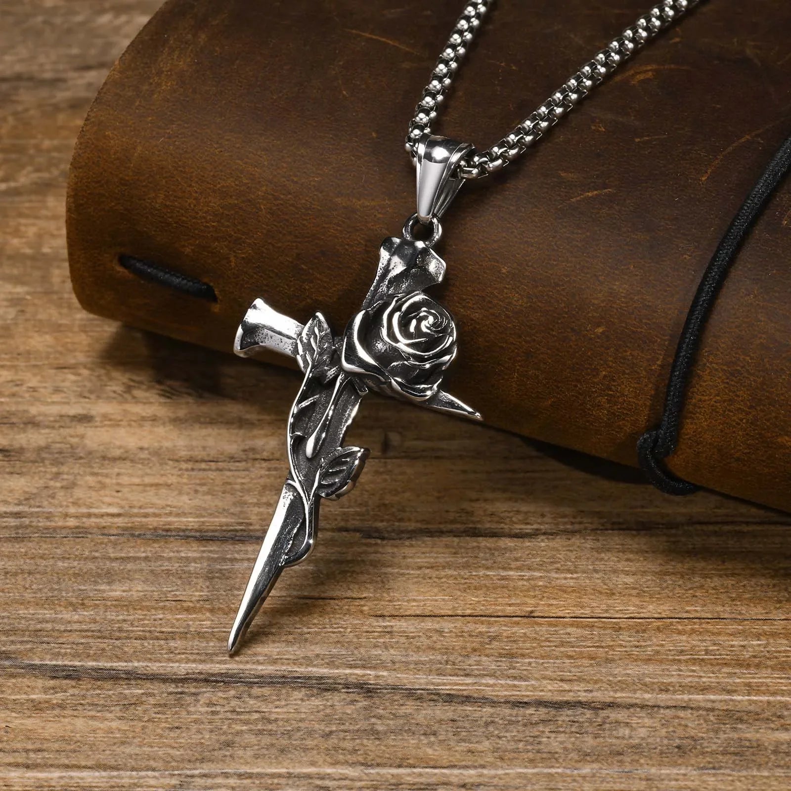 Gothic Rose Cross Necklace – Silver-Tone Pendant for Men